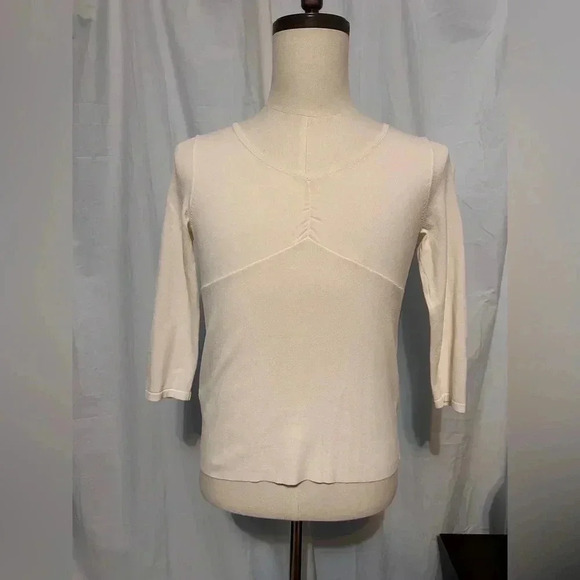 Ann Taylor Loft Simple White Light Weight Sweater Type Top. 3/4 Sleeve. Size Med - Picture 1 of 6